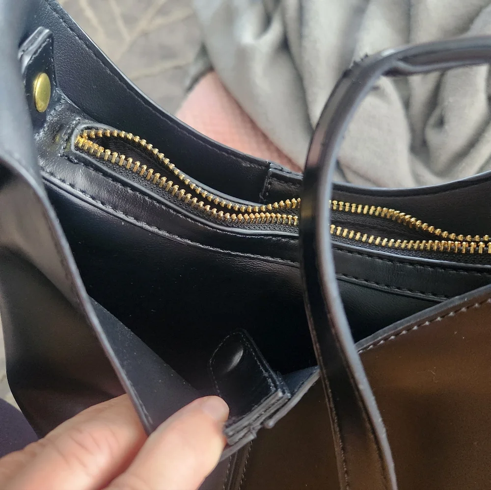 Antik Kraft Faux Leather Bucket Bag With Removable Inner Pouch